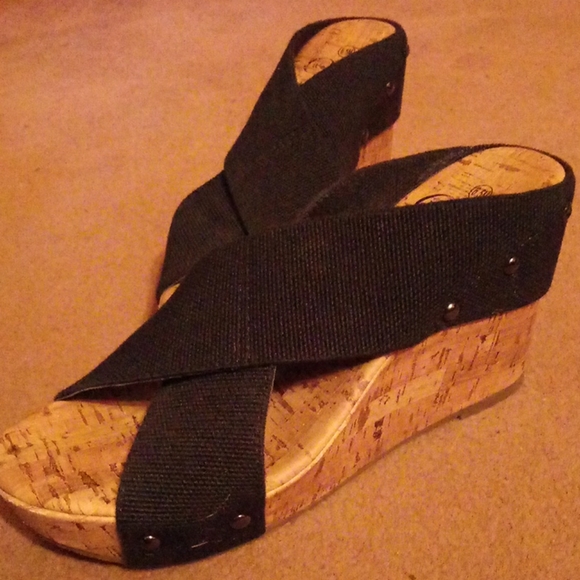 Platform slide on dress shoe - Picture 2 of 2